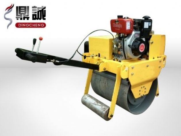 點(diǎn)擊查看詳細(xì)信息<br>標(biāo)題：重型手扶式單鋼輪壓路機(jī) 閱讀次數(shù)：13382