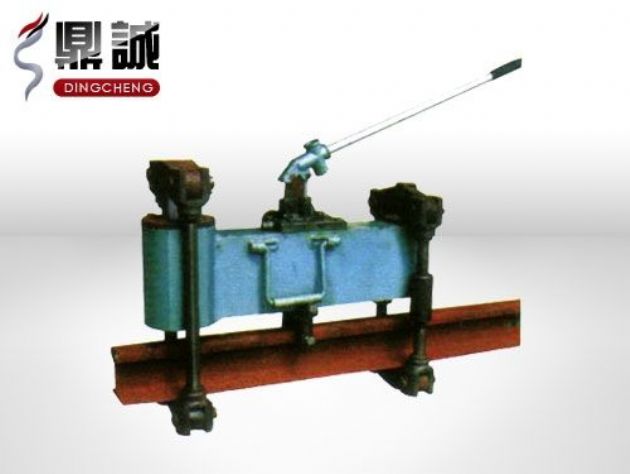 點擊查看詳細信息<br>標題：液壓校正機 閱讀次數(shù)：4331