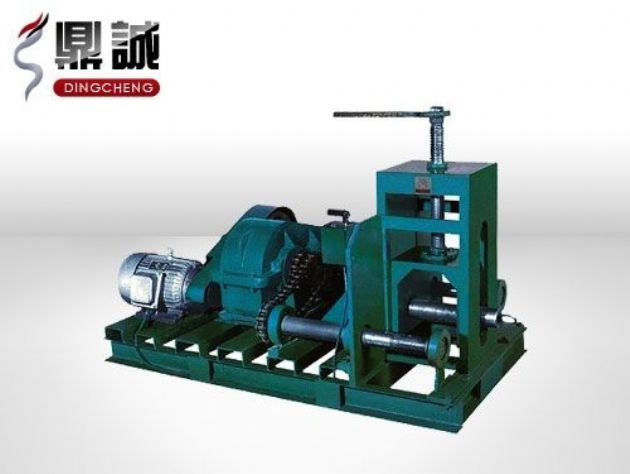 點擊查看詳細信息<br>標題：臥式多功能滾動彎管機 閱讀次數：4792