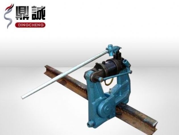 點擊查看詳細信息<br>標題：液壓鋼軌擠孔機 閱讀次數：4469